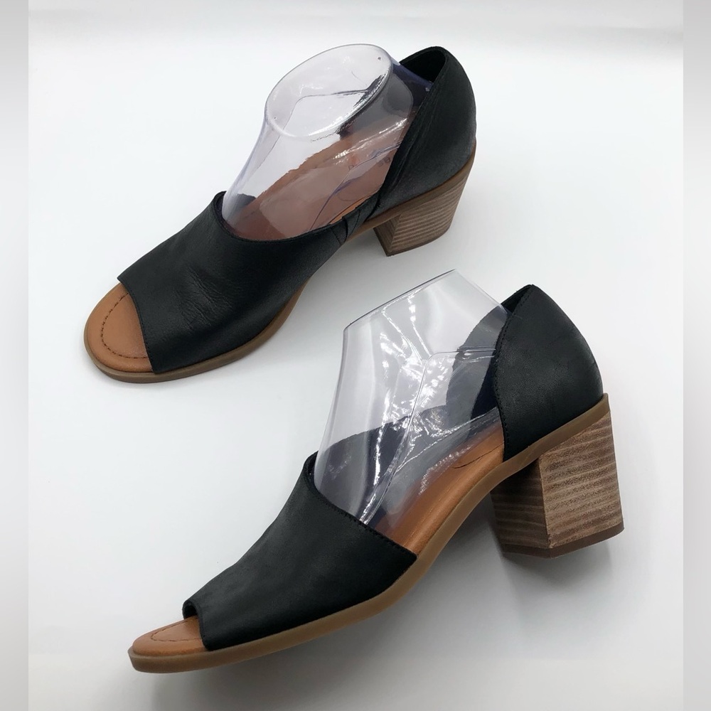 Lucky Brand Black Leather Peep Toe Block Heeled Sandals Women’s Size 9.5